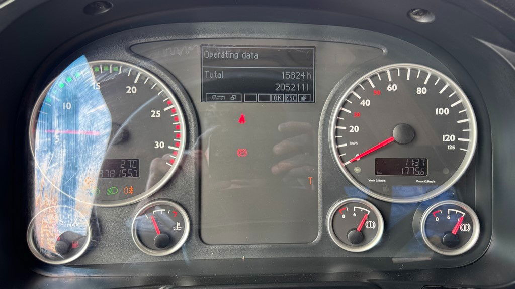 Camión volquete MAN TGA 35.480 8x4 bordmatic tipper - euro 6: foto 23 Camión volquete MAN TGA 35.480 8x4 bordmatic tipper - euro 6: foto 23