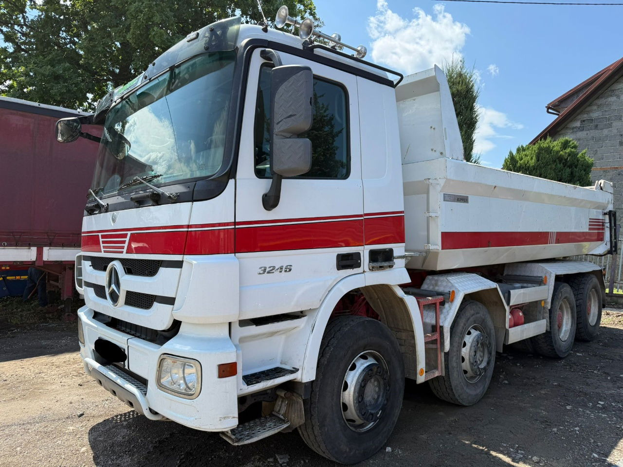 Mercedes-Benz Actros 3246 8X4 mulda tipper - retarder - hydr. back - Camión volquete: foto 1 Mercedes-Benz Actros 3246 8X4 mulda tipper - retarder - hydr. back - Camión volquete: foto 1