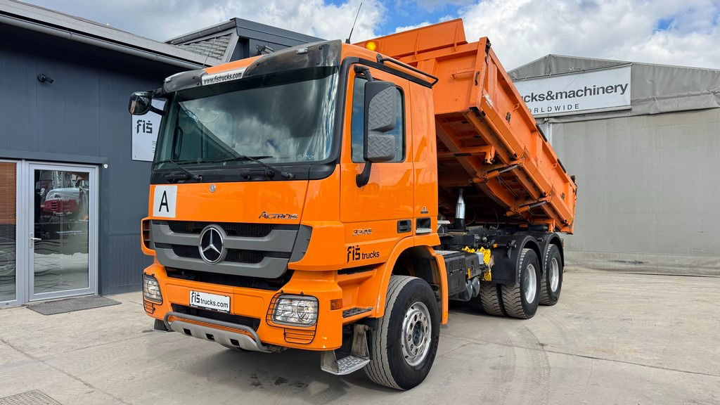 Camión volquete Mercedes-Benz Actros 3346 K 6x4 bordmatic - 3 pedals: foto 6