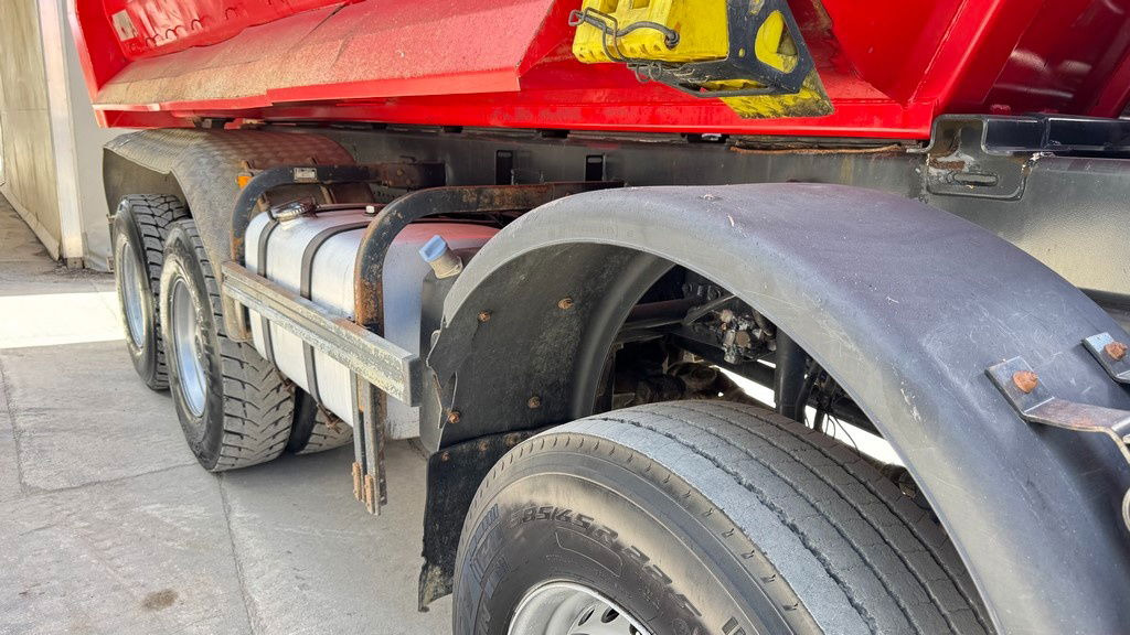 Mercedes-Benz Actros 4141 K 8x6 meiller mulda tipper - air condition - Camión volquete: foto 4 Mercedes-Benz Actros 4141 K 8x6 meiller mulda tipper - air condition - Camión volquete: foto 4