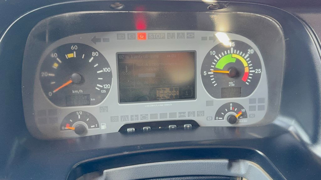 Leasing de Mercedes-Benz Actros 4141 K 8x6 tipper - 19m3 Mercedes-Benz Actros 4141 K 8x6 tipper - 19m3: foto 25 Leasing de Mercedes-Benz Actros 4141 K 8x6 tipper - 19m3 Mercedes-Benz Actros 4141 K 8x6 tipper - 19m3: foto 25