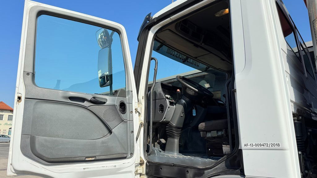 Leasing de Mercedes-Benz Actros 4141 K 8x6 tipper - 19m3 Mercedes-Benz Actros 4141 K 8x6 tipper - 19m3: foto 22 Leasing de Mercedes-Benz Actros 4141 K 8x6 tipper - 19m3 Mercedes-Benz Actros 4141 K 8x6 tipper - 19m3: foto 22
