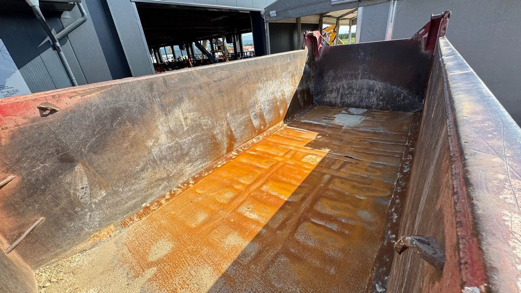 Leasing de Mercedes-Benz Actros 4141 K 8x6 tipper - 19m3 Mercedes-Benz Actros 4141 K 8x6 tipper - 19m3: foto 10 Leasing de Mercedes-Benz Actros 4141 K 8x6 tipper - 19m3 Mercedes-Benz Actros 4141 K 8x6 tipper - 19m3: foto 10