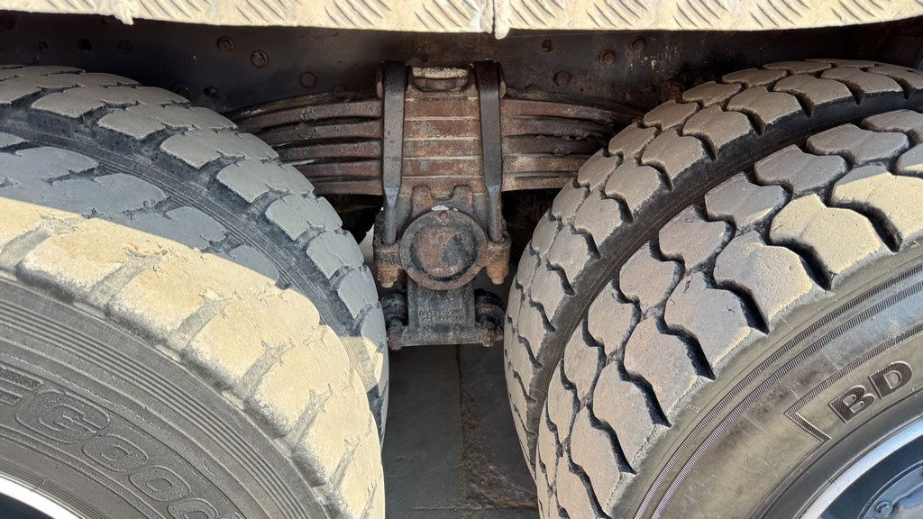 Leasing de Mercedes-Benz Actros 4141 K 8x6 tipper - 19m3 Mercedes-Benz Actros 4141 K 8x6 tipper - 19m3: foto 15 Leasing de Mercedes-Benz Actros 4141 K 8x6 tipper - 19m3 Mercedes-Benz Actros 4141 K 8x6 tipper - 19m3: foto 15