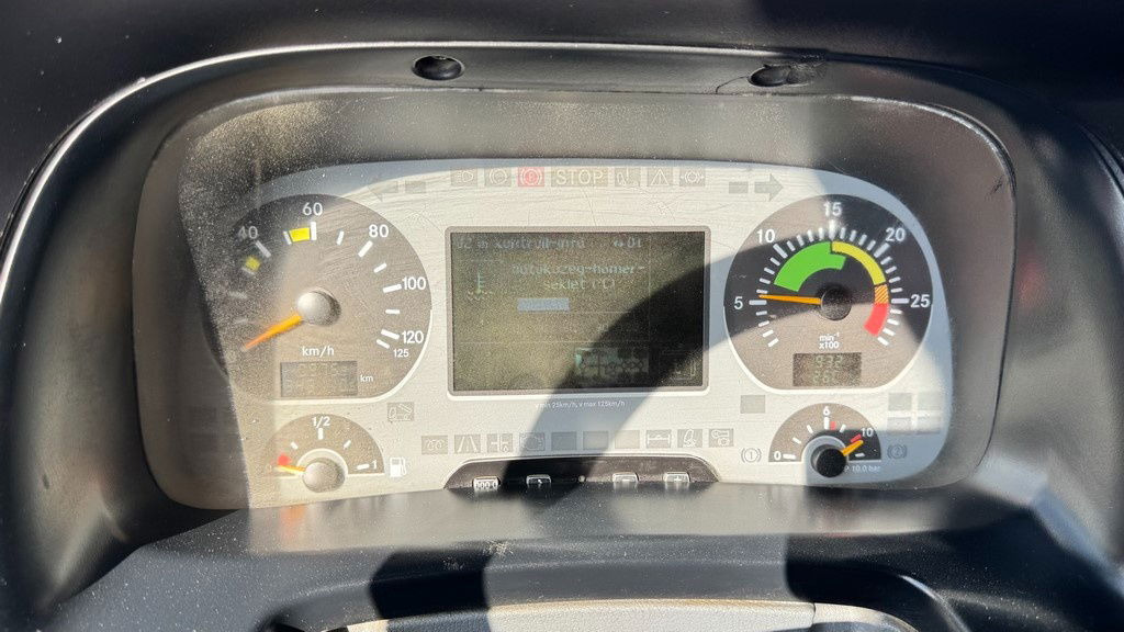 Leasing de Mercedes-Benz Actros 4141 K 8x6 tipper - 19m3 Mercedes-Benz Actros 4141 K 8x6 tipper - 19m3: foto 26 Leasing de Mercedes-Benz Actros 4141 K 8x6 tipper - 19m3 Mercedes-Benz Actros 4141 K 8x6 tipper - 19m3: foto 26