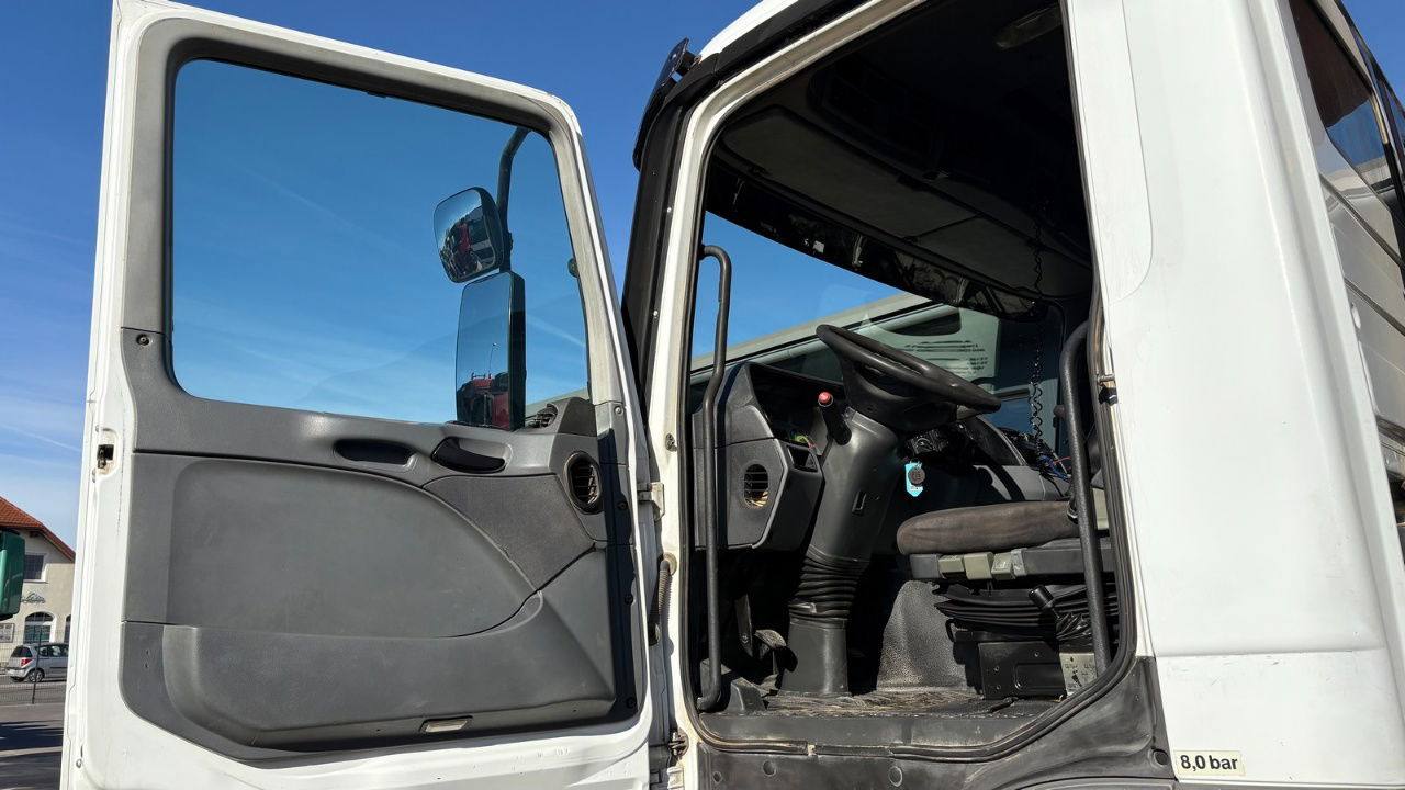 Leasing de Mercedes-Benz Actros 4141 K 8x6 tipper - 19m3 - spring suspension Mercedes-Benz Actros 4141 K 8x6 tipper - 19m3 - spring suspension: foto 14 Leasing de Mercedes-Benz Actros 4141 K 8x6 tipper - 19m3 - spring suspension Mercedes-Benz Actros 4141 K 8x6 tipper - 19m3 - spring suspension: foto 14