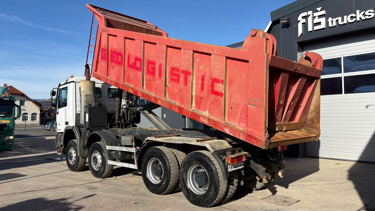 Leasing de Mercedes-Benz Actros 4141 K 8x6 tipper - 19m3 - spring suspension Mercedes-Benz Actros 4141 K 8x6 tipper - 19m3 - spring suspension: foto 8 Leasing de Mercedes-Benz Actros 4141 K 8x6 tipper - 19m3 - spring suspension Mercedes-Benz Actros 4141 K 8x6 tipper - 19m3 - spring suspension: foto 8