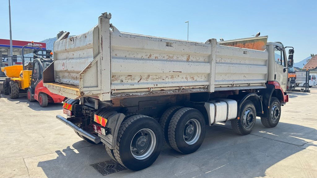 Mercedes-Benz SK 3235 8X4 tipper - V8 - top conditon - Camión volquete: foto 5 Mercedes-Benz SK 3235 8X4 tipper - V8 - top conditon - Camión volquete: foto 5