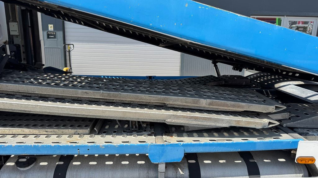 Renault Premium 460 4x2 LKW transporter + rolfo trailer  - Camión portavehículos: foto 4 Renault Premium 460 4x2 LKW transporter + rolfo trailer  - Camión portavehículos: foto 4