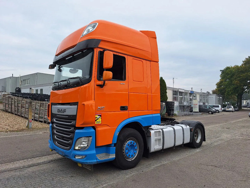 DAF XF 460 XF 460 MET ZF RETARDER - Cabeza tractora: foto 1 DAF XF 460 XF 460 MET ZF RETARDER - Cabeza tractora: foto 1