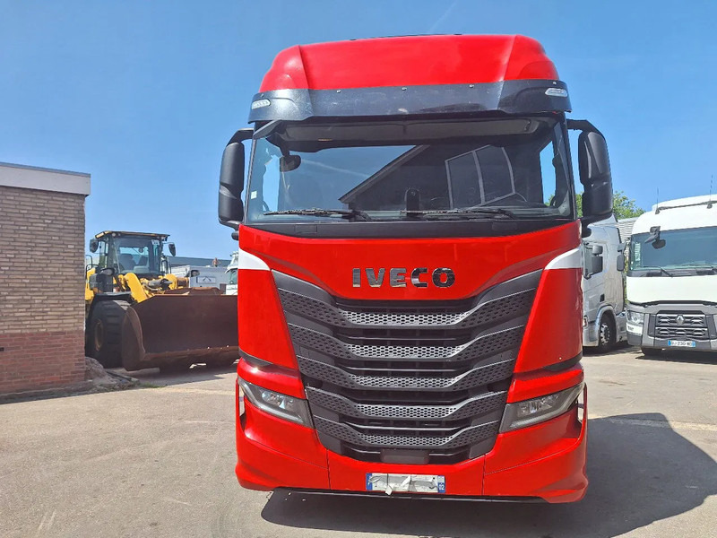 Iveco Stralis 510 Stralis 510 - Cabeza tractora: foto 2 Iveco Stralis 510 Stralis 510 - Cabeza tractora: foto 2