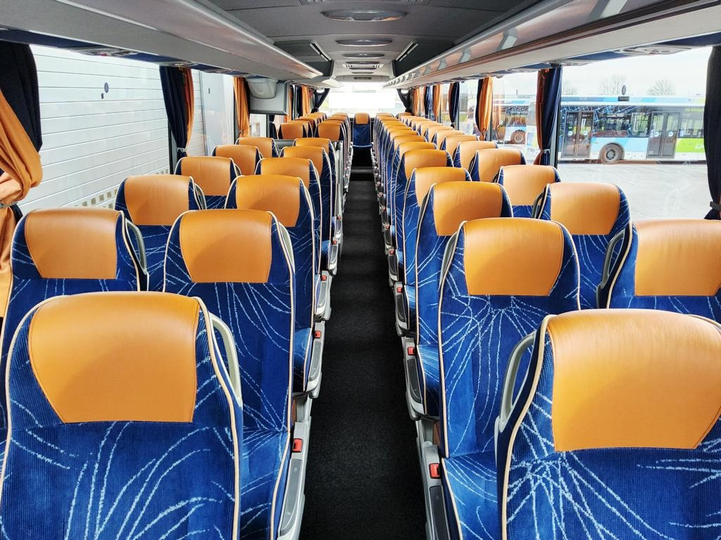 Mercedes Benz Tourismo 17 RHD - L 62 Sitze / ORIGINAL KM !! - Autobús suburbano: foto 5 Mercedes Benz Tourismo 17 RHD - L 62 Sitze / ORIGINAL KM !! - Autobús suburbano: foto 5