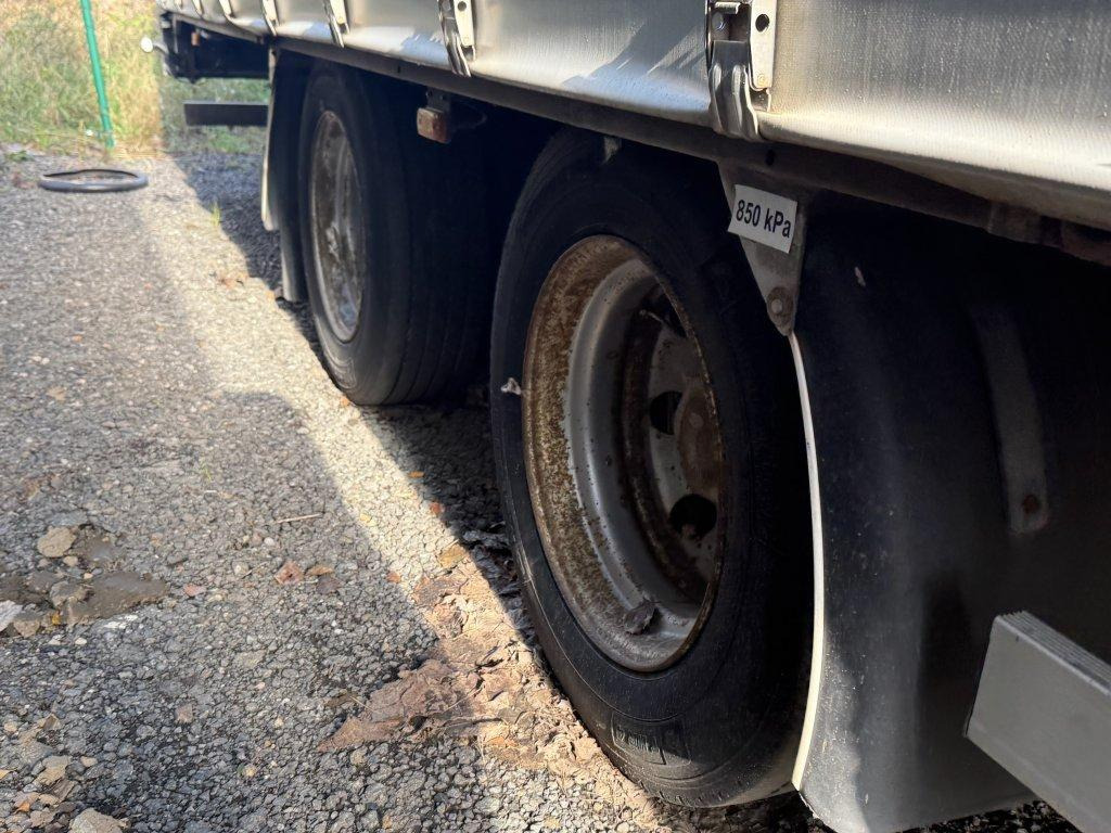 Agrikom - Remolque con toldo: foto 4 Agrikom - Remolque con toldo: foto 4