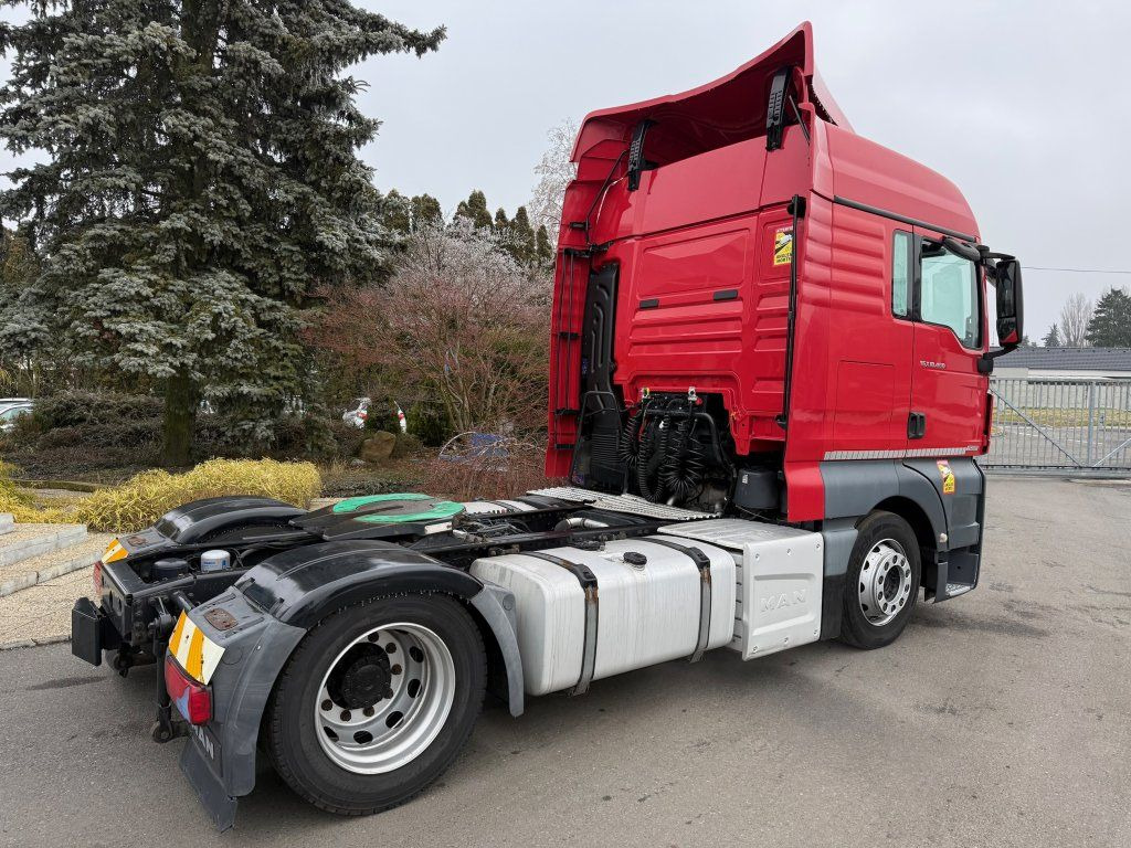 MAN TGX18.460 EURO 6 MEGA/lowdeck NEW TACHO RETARDER - Cabeza tractora: foto 4 MAN TGX18.460 EURO 6 MEGA/lowdeck NEW TACHO RETARDER - Cabeza tractora: foto 4