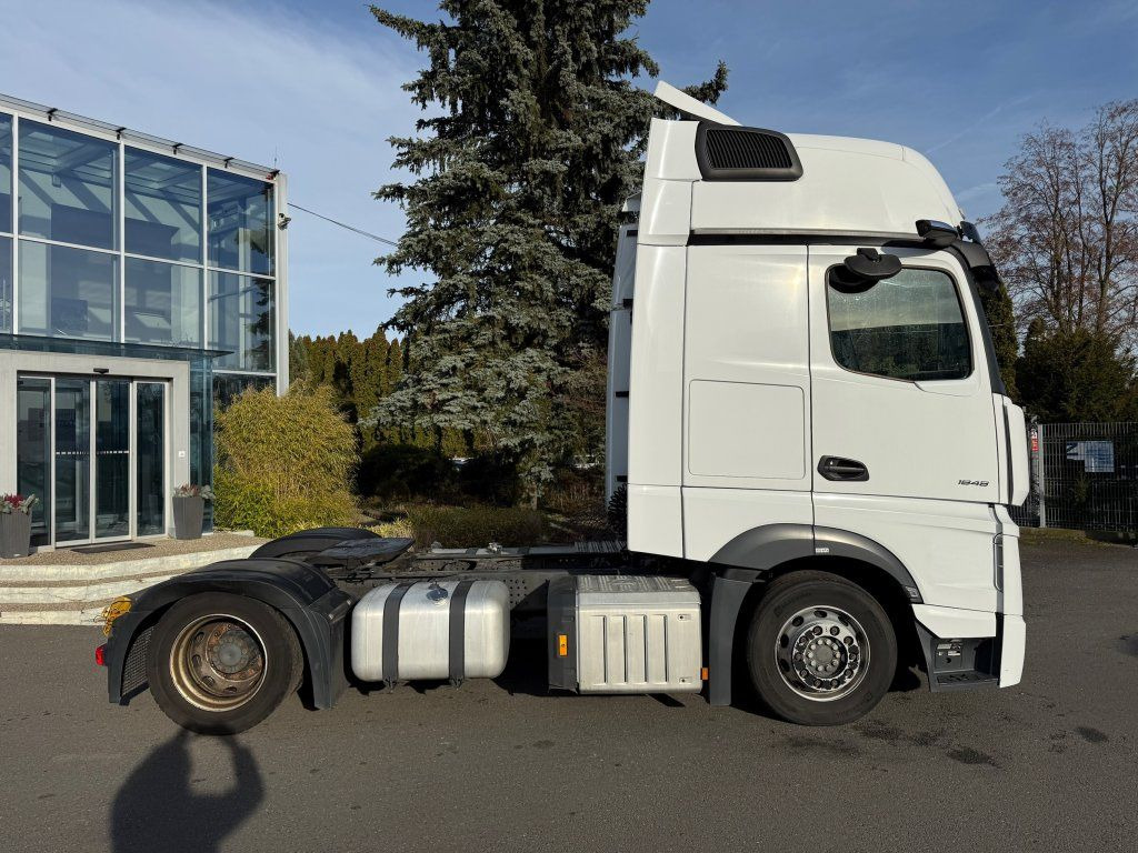 Mercedes-Benz 1848 Actros Gigaspace MEGA/lowdeck NEW TACHO - Cabeza tractora: foto 3 Mercedes-Benz 1848 Actros Gigaspace MEGA/lowdeck NEW TACHO - Cabeza tractora: foto 3