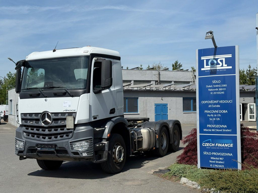 Mercedes-Benz 2648 Arocs 6x4 EURO 6 HYDRAULIK - Cabeza tractora: foto 1 Mercedes-Benz 2648 Arocs 6x4 EURO 6 HYDRAULIK - Cabeza tractora: foto 1