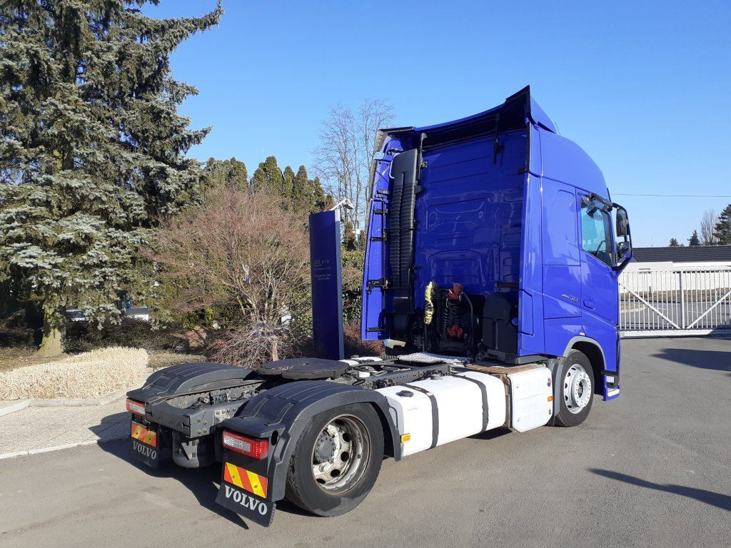 Volvo FH500 Globetrotter EURO 6 MEGA/lowdeck - Cabeza tractora: foto 4 Volvo FH500 Globetrotter EURO 6 MEGA/lowdeck - Cabeza tractora: foto 4