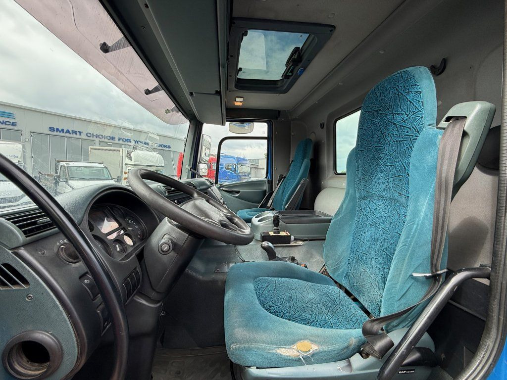 Leasing de  DAF CF85.380 6x2 EURO 3 DAF CF85.380 6x2 EURO 3: foto 17