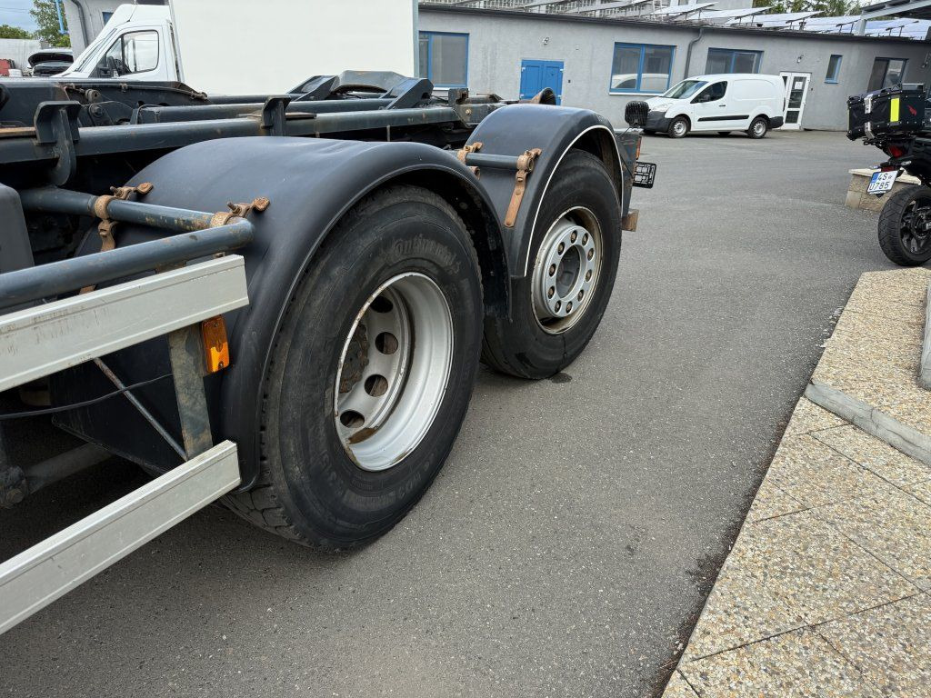 Leasing de  DAF CF85.380 6x2 EURO 3 DAF CF85.380 6x2 EURO 3: foto 16