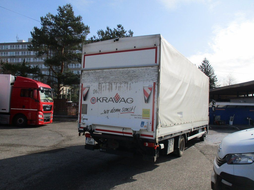 DAF LF 12.260 - Camión lona: foto 3 DAF LF 12.260 - Camión lona: foto 3