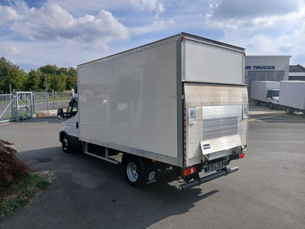 Iveco 35C16 Daily 3,0l - Furgoneta caja cerrada: foto 5 Iveco 35C16 Daily 3,0l - Furgoneta caja cerrada: foto 5