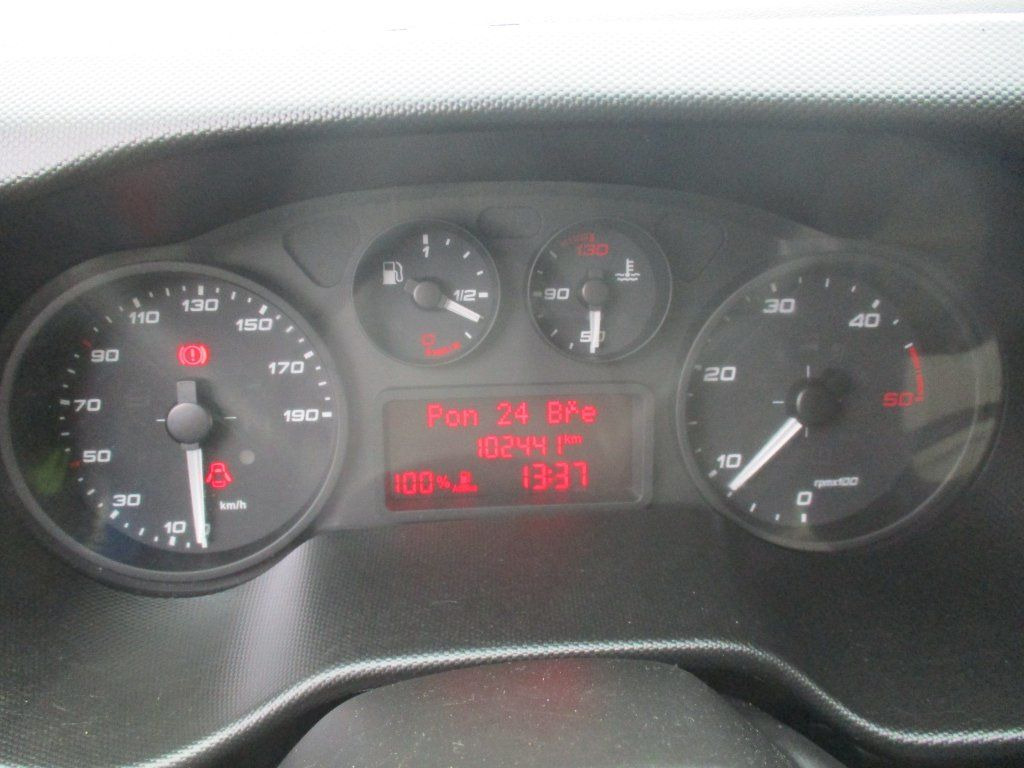 Furgoneta caja cerrada Iveco Daily 35C16: foto 15