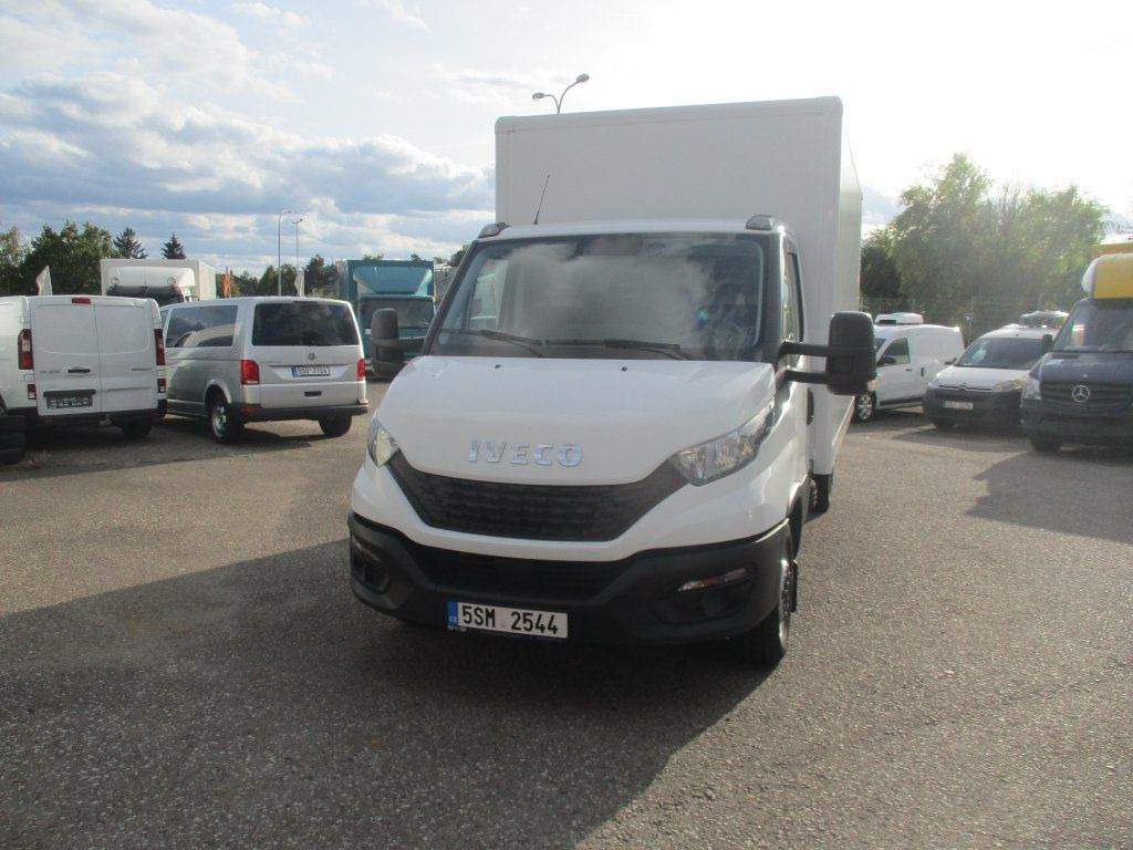 Iveco Daily 35S16 mit LBW - Furgoneta caja cerrada: foto 2 Iveco Daily 35S16 mit LBW - Furgoneta caja cerrada: foto 2
