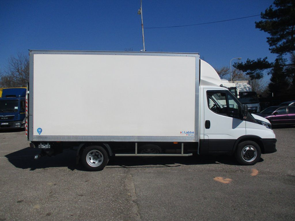 Iveco Daily 35c16 3.0l - Furgoneta caja cerrada: foto 4 Iveco Daily 35c16 3.0l - Furgoneta caja cerrada: foto 4
