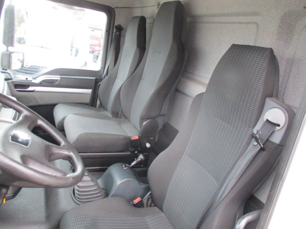 Camión lona MAN TGL 12.250: foto 13