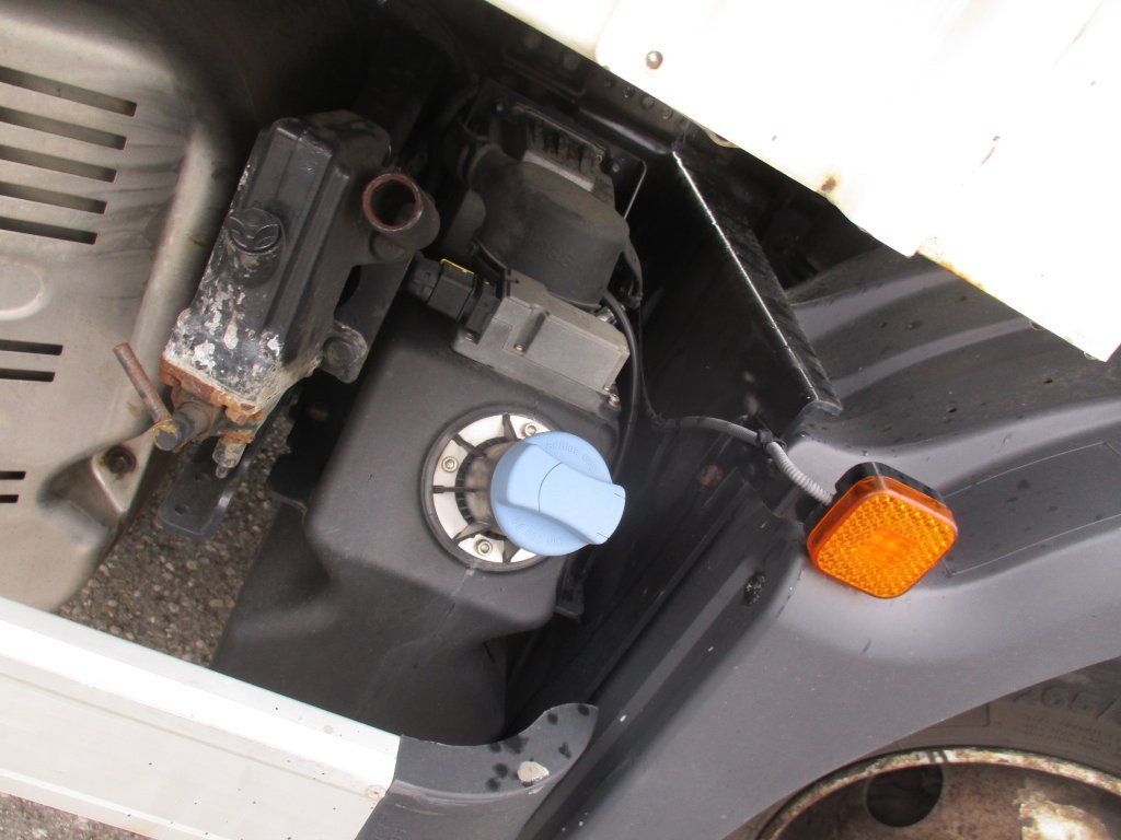 Camión lona MAN TGL 12.250: foto 12