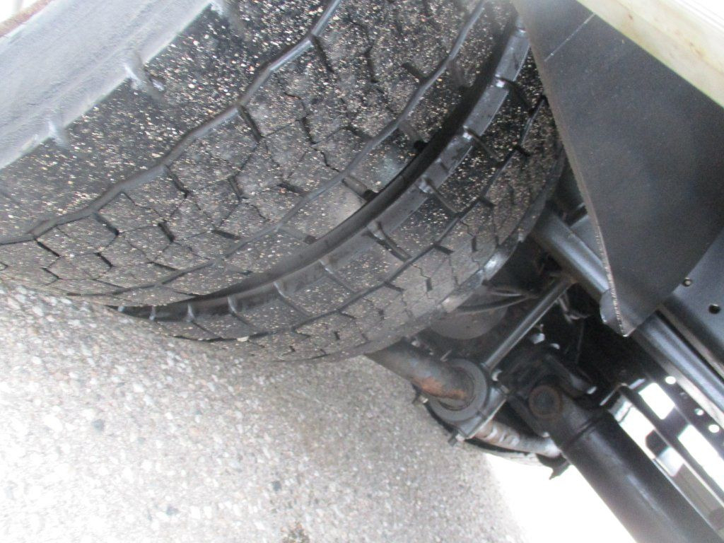 Camión lona MAN TGL 12.250: foto 16