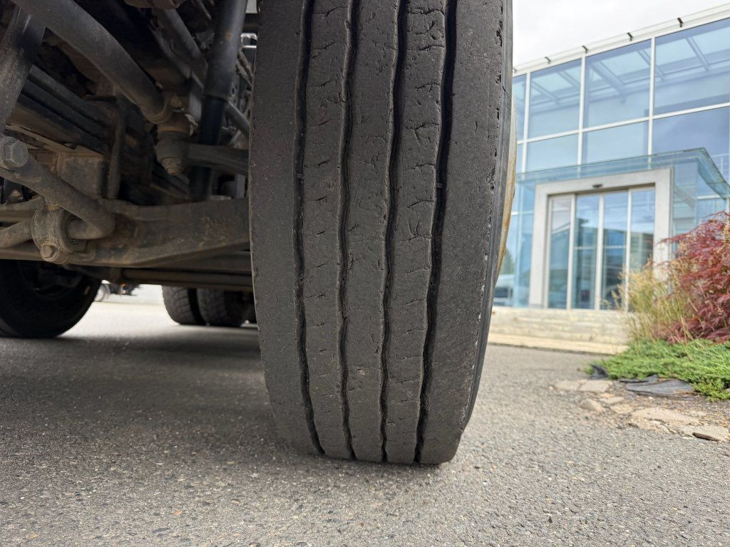 Camión volquete Mercedes-Benz 3243 Arocs 8x4 S3 Euro 6: foto 11
