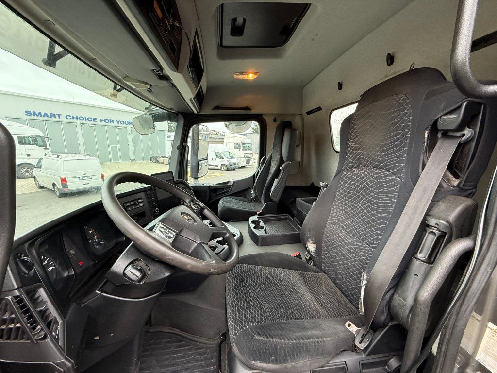 Camión volquete Mercedes-Benz 3243 Arocs 8x4 S3 Euro 6: foto 17