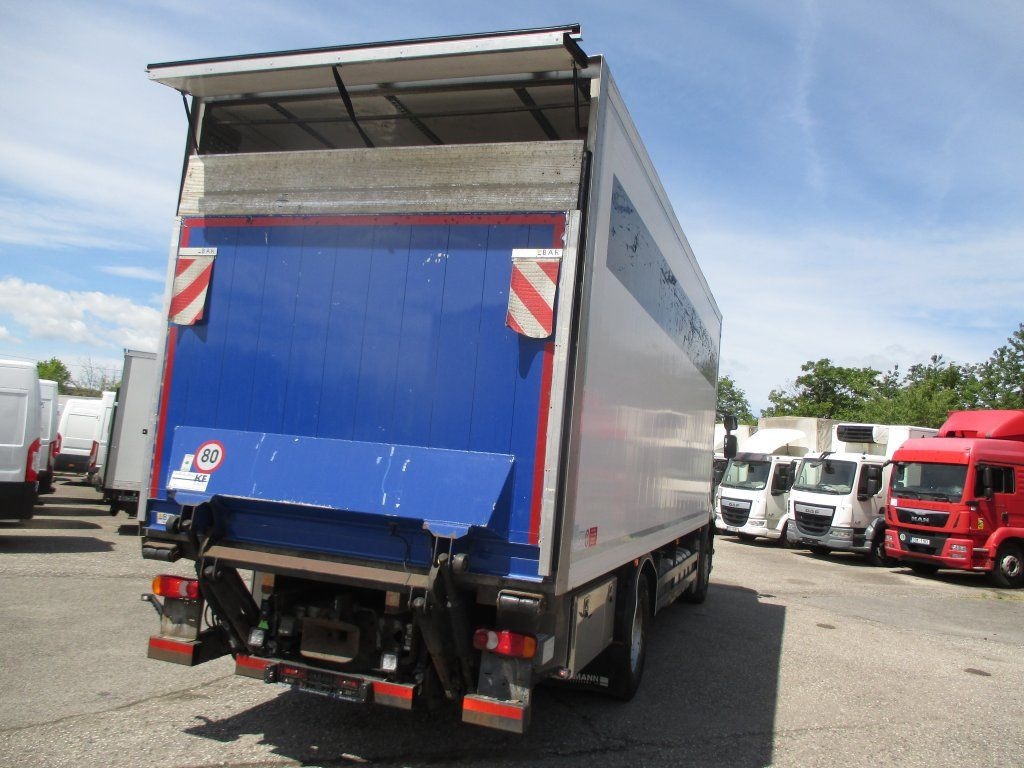 Renault Premium 460 4x2 - Camión frigorífico: foto 4 Renault Premium 460 4x2 - Camión frigorífico: foto 4