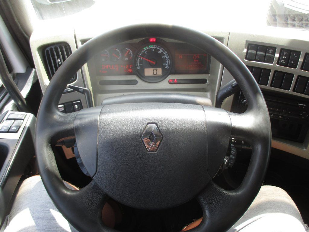 Camión frigorífico Renault Premium 460: foto 9