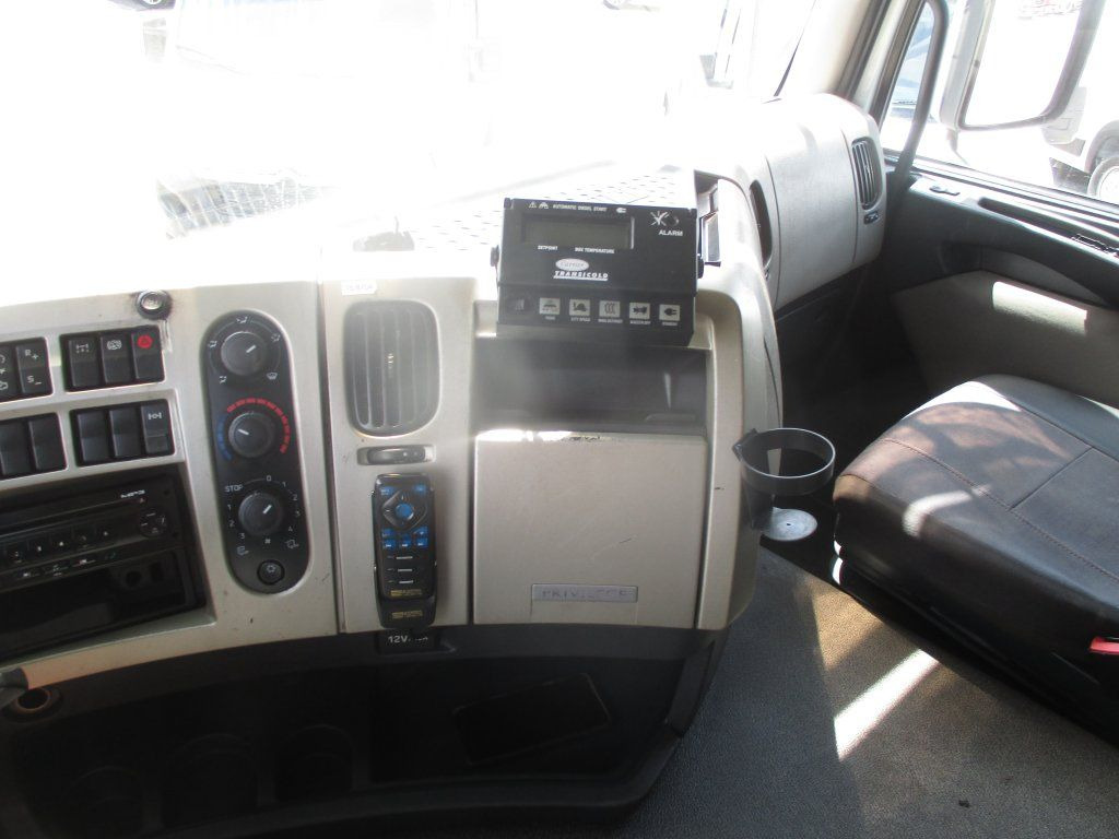 Camión frigorífico Renault Premium 460: foto 10