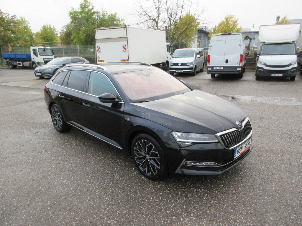 Skoda 2.0 Tdi L&K 4x4 - Coche familiar: foto 2 Skoda 2.0 Tdi L&K 4x4 - Coche familiar: foto 2