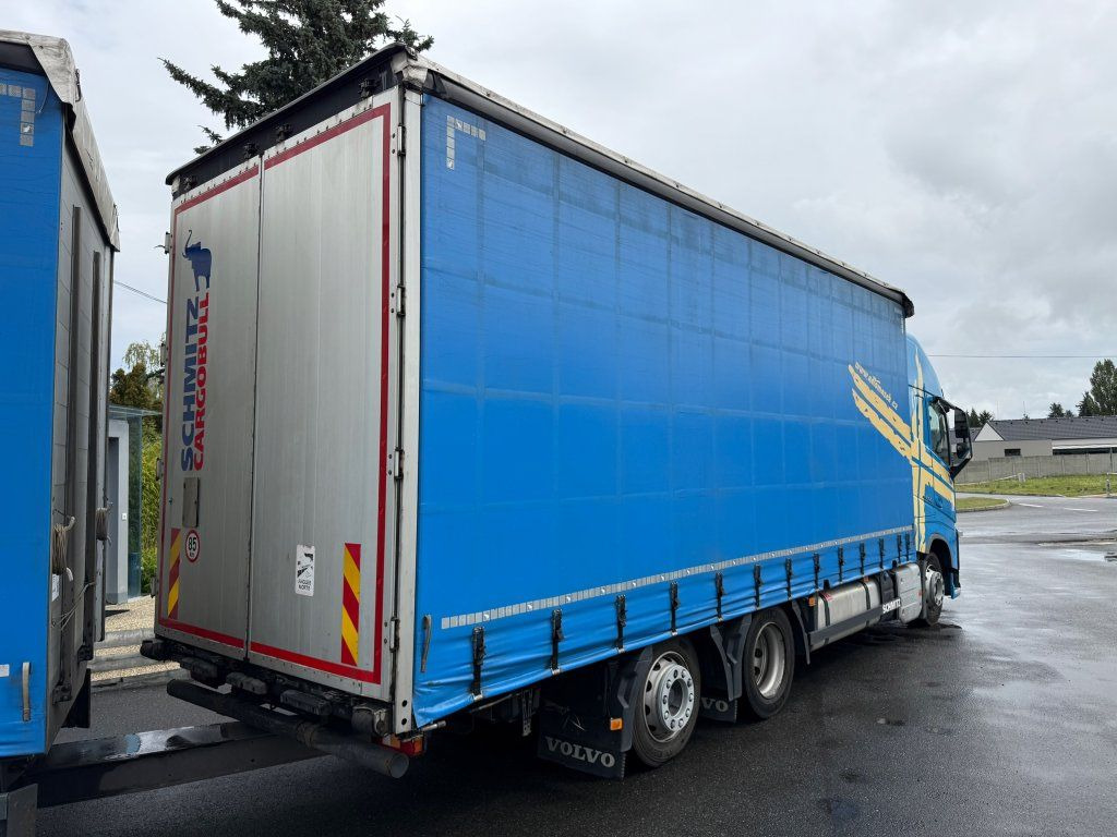 Volvo FH500 6x2 Euro 6 + Schmitz - Camión lona: foto 3 Volvo FH500 6x2 Euro 6 + Schmitz - Camión lona: foto 3