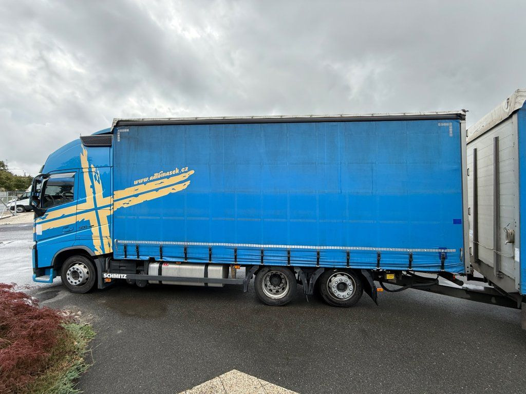 Volvo FH500 6x2 Euro 6 + Schmitz - Camión lona: foto 5 Volvo FH500 6x2 Euro 6 + Schmitz - Camión lona: foto 5