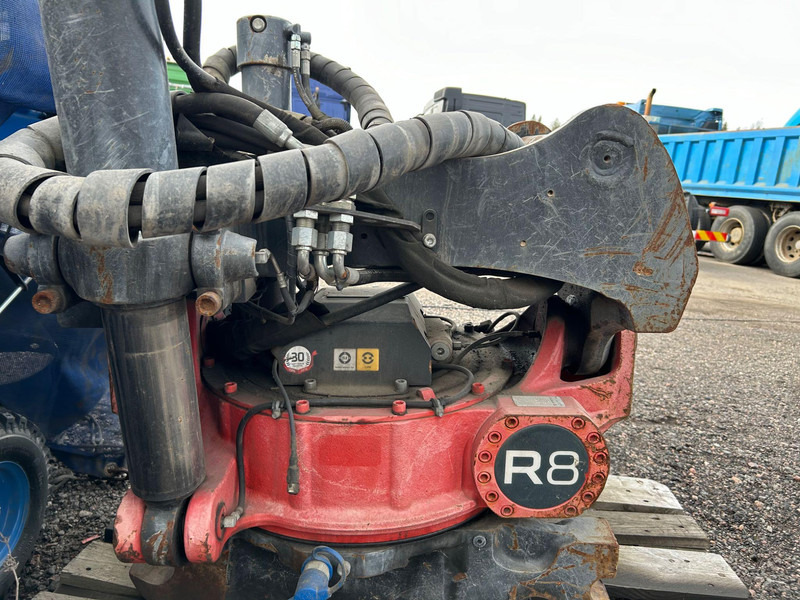 Implemento para Maquinaria de construcción ROTOTILT R8: foto 1