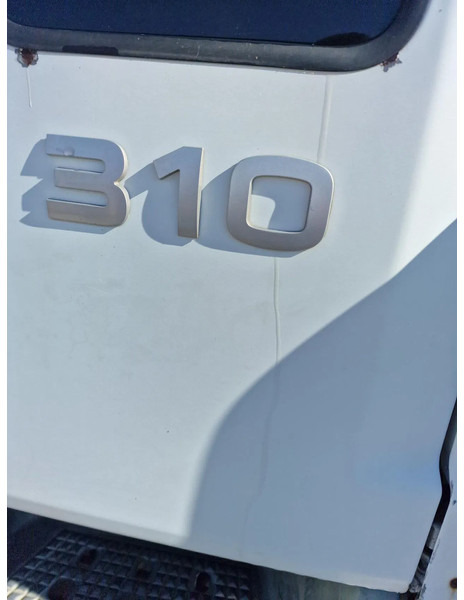 Iveco Stralis 310 steel suspension - Camión lona: foto 4 Iveco Stralis 310 steel suspension - Camión lona: foto 4