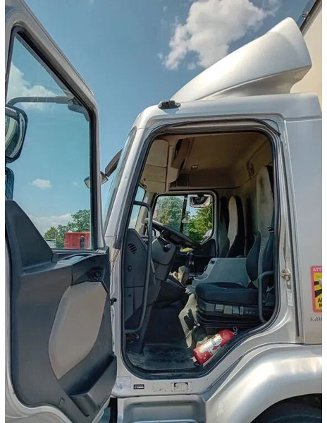 Renault Midlum 280 dxi - Camión lona: foto 5 Renault Midlum 280 dxi - Camión lona: foto 5