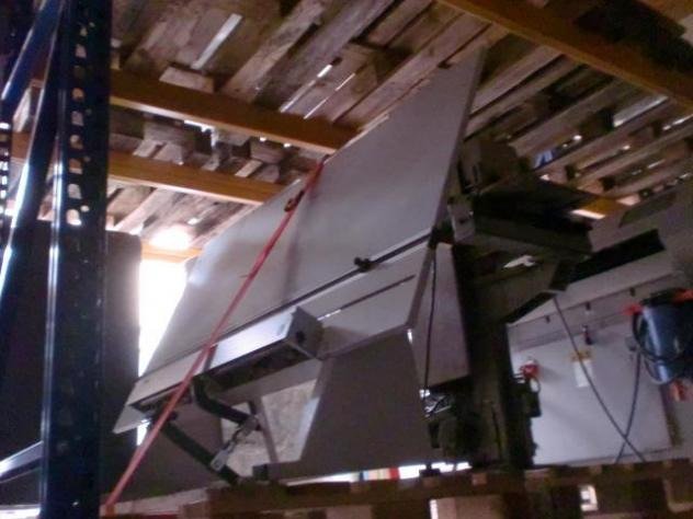 Hatchet/MAN Roland 780-425 printing plate punching machine - Máquina de impresión: foto 1 Hatchet/MAN Roland 780-425 printing plate punching machine - Máquina de impresión: foto 1