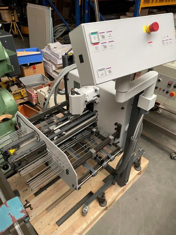 Heidelberg steel VFZ-52 H four-part folding unit - Plegadora de papel: foto 2 Heidelberg steel VFZ-52 H four-part folding unit - Plegadora de papel: foto 2