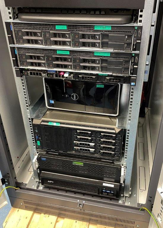 Kodak Prinergy Server FD1 with Powepack software and Inside Prepress Portal version 9.X - Máquina de impresión: foto 1 Kodak Prinergy Server FD1 with Powepack software and Inside Prepress Portal version 9.X - Máquina de impresión: foto 1