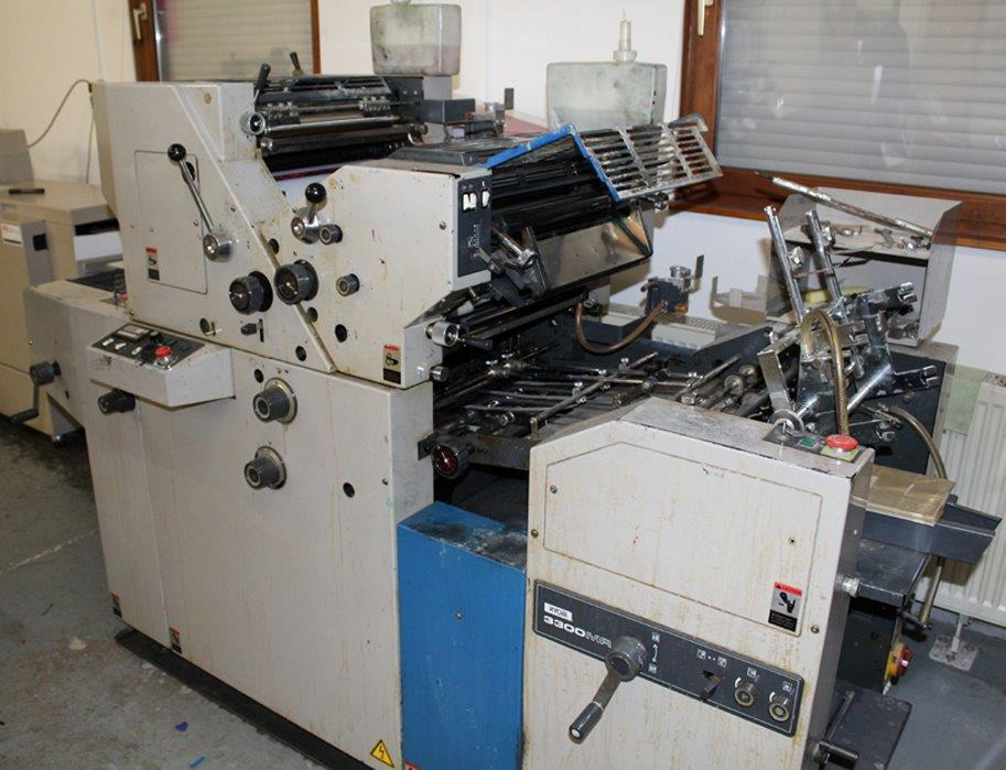 Ryobi 3300 MR two color offset printing machine - Máquina de impresión: foto 1 Ryobi 3300 MR two color offset printing machine - Máquina de impresión: foto 1