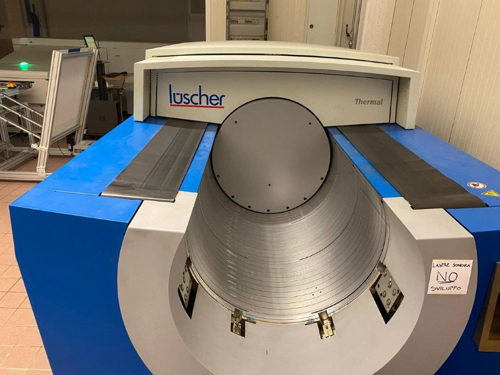 Eight up indrum thermal CtP-system Lüscher Xpose 230 TH with Tiff Spooler - Máquina de impresión: foto 1 Eight up indrum thermal CtP-system Lüscher Xpose 230 TH with Tiff Spooler - Máquina de impresión: foto 1
