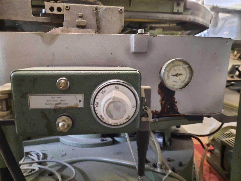 Four clamps Perfect binder Muller Martini Amigo Plus 1580.0410 - Encuadernadora: foto 2 Four clamps Perfect binder Muller Martini Amigo Plus 1580.0410 - Encuadernadora: foto 2