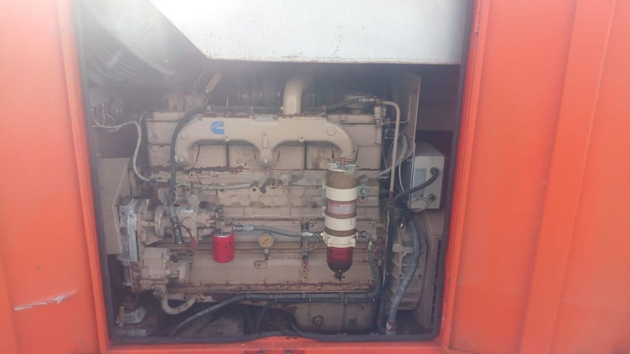 Aggreko Cummins 330 kVa - Generador industriale: foto 2 Aggreko Cummins 330 kVa - Generador industriale: foto 2