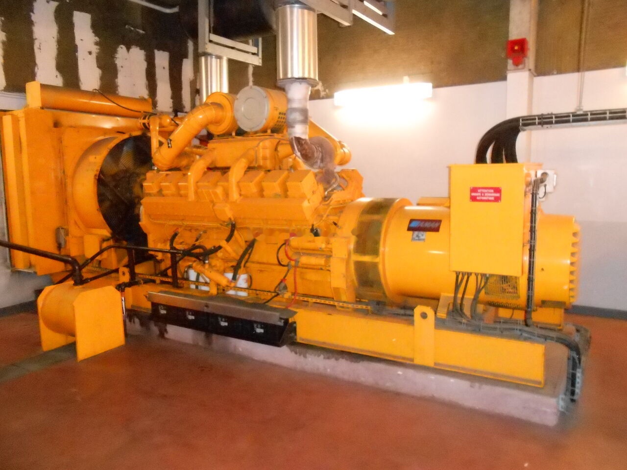 SDMO Cummins 1000 kVa KTA50-G1 - Generador industriale: foto 1 SDMO Cummins 1000 kVa KTA50-G1 - Generador industriale: foto 1